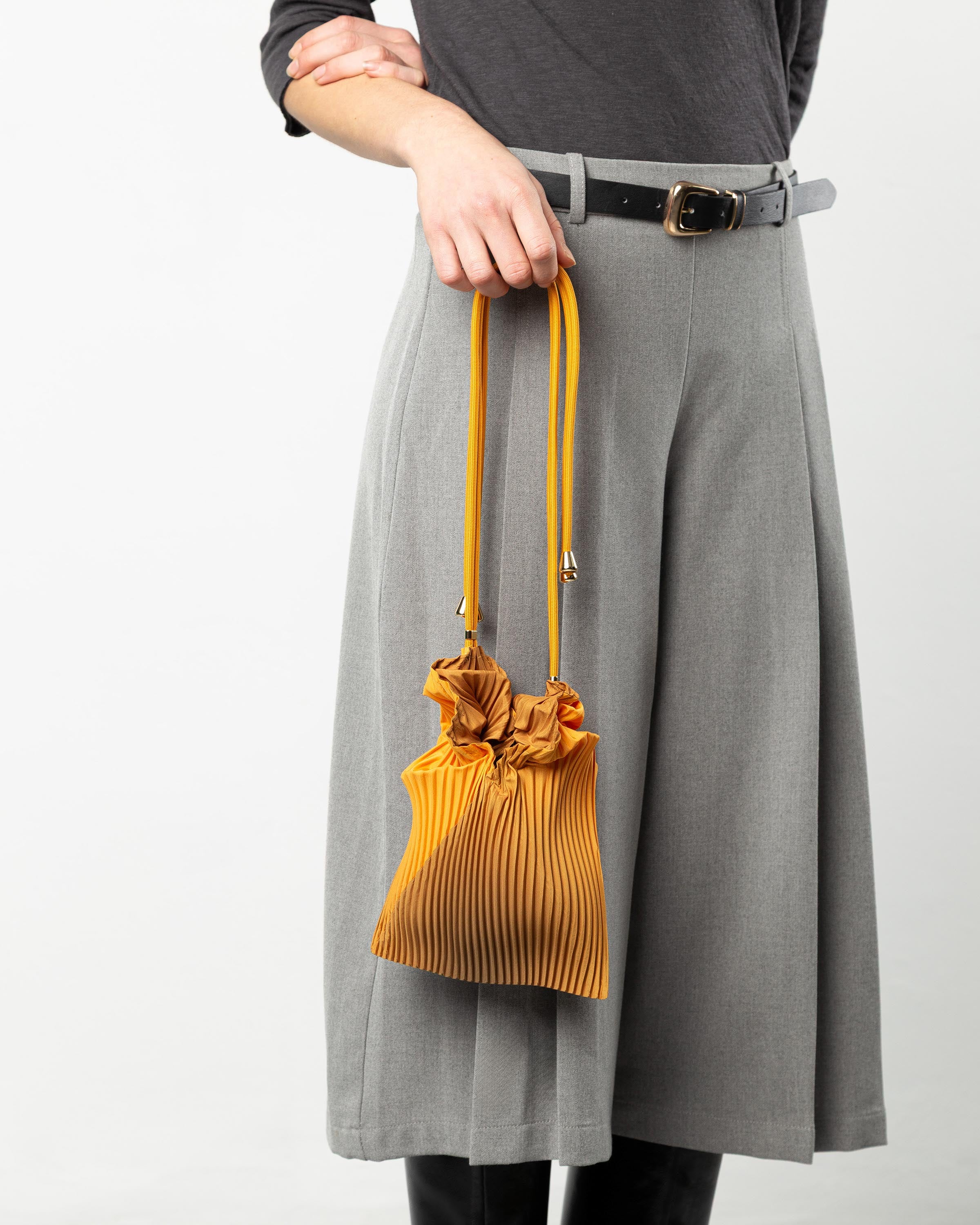 Borsetta baby bag plissettata a tracolla Artisan Gold Multitudes.