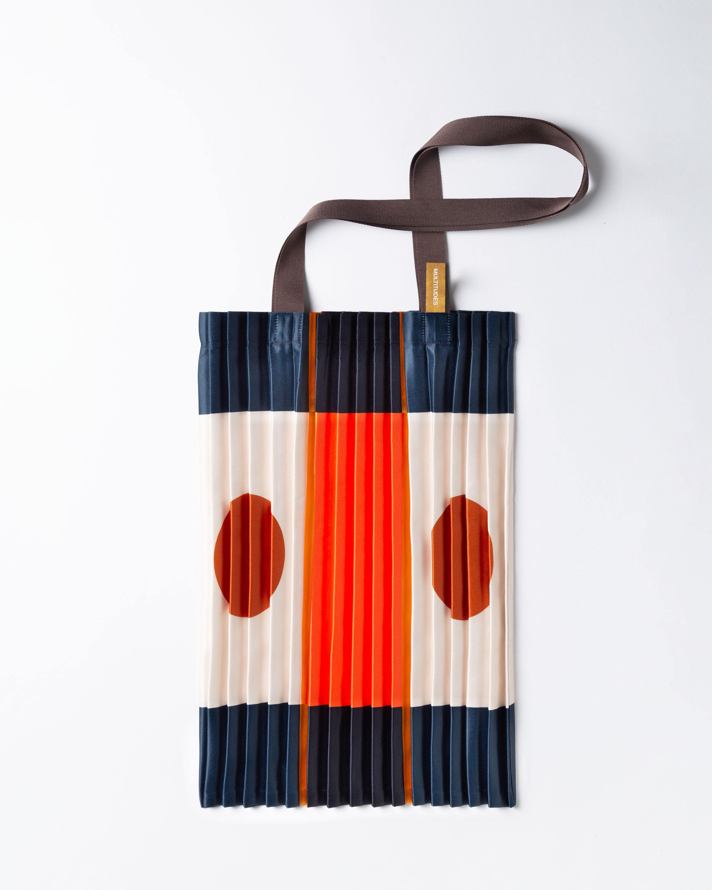 Tote bag plissettata in raso Pozzallo, dimensioni 40 x 48 cm.